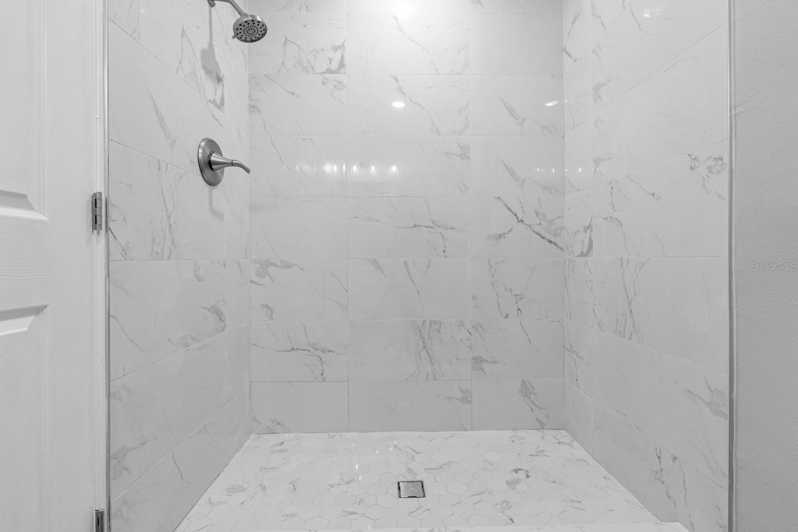 BAY PORT COLONY PH III UN 1 - Residential