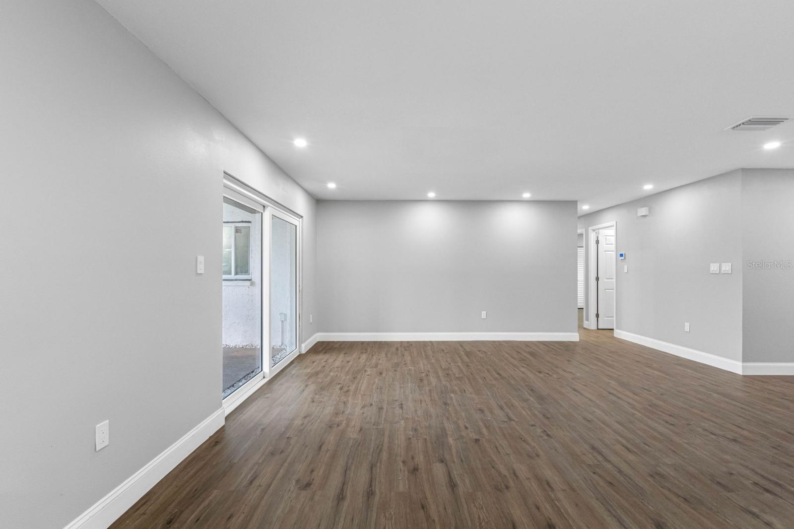 BAY PORT COLONY PH III UN 1 - Residential