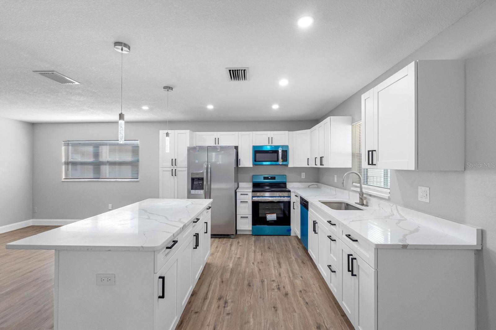 BAY PORT COLONY PH III UN 1 - Residential