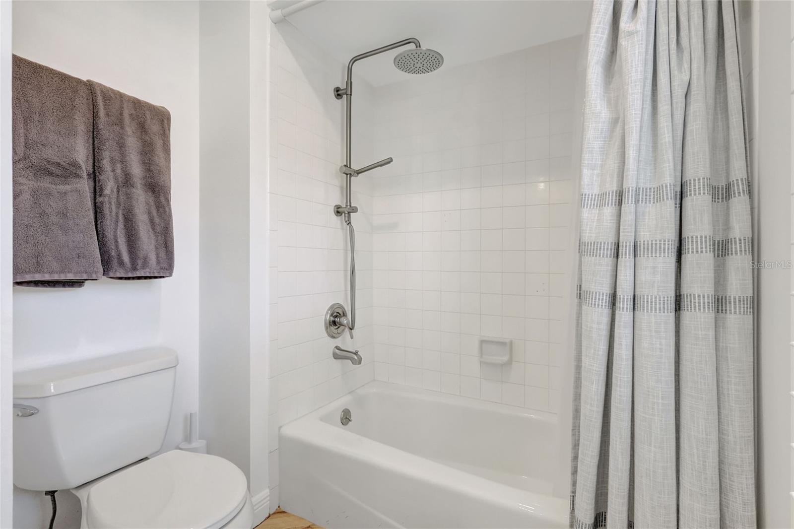 AMBERLEA - Residential