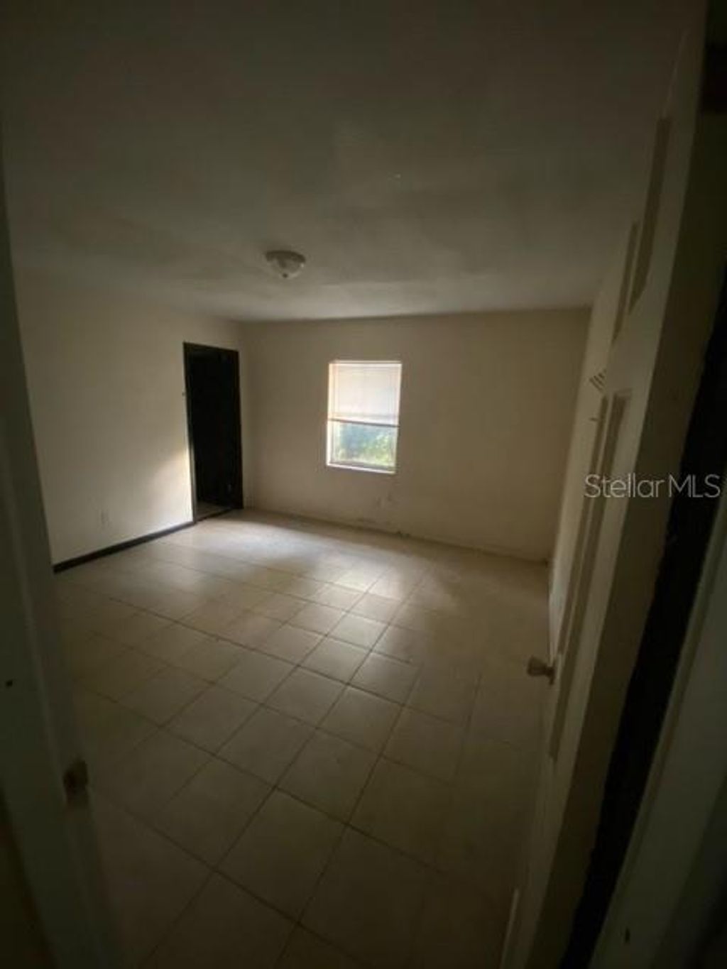 Photo of 555 E Voorhis Avenue, Deland, FL 32724 (MLS # O6367827)