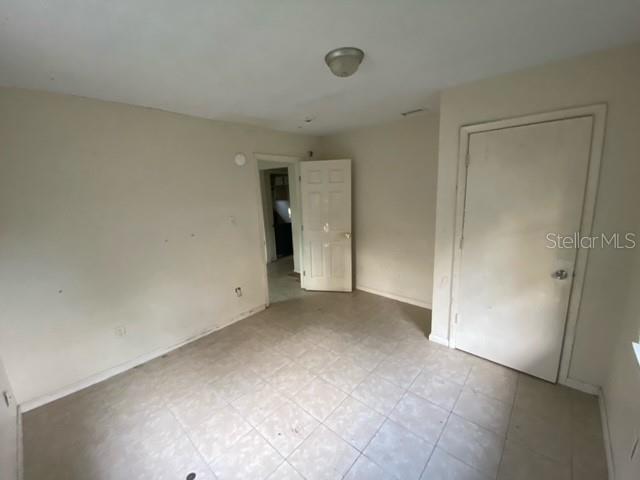 BLECKS BLKS 150 & 160 - Residential Lease