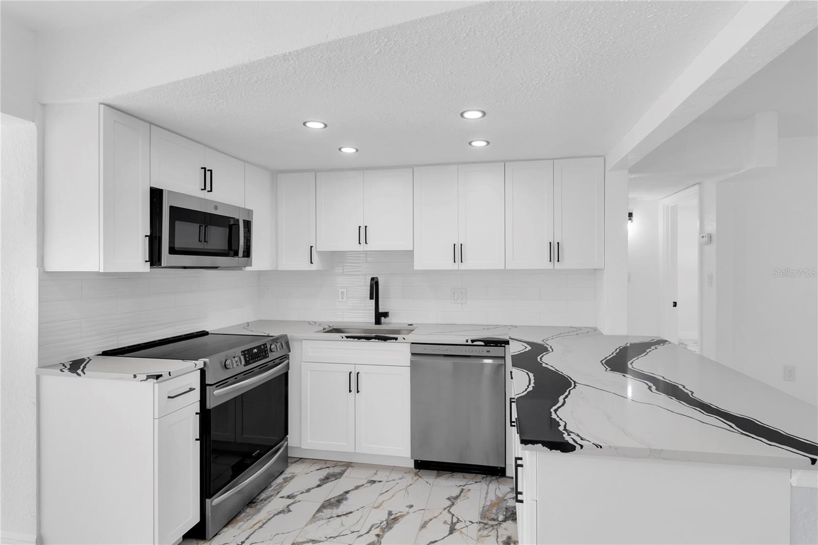 JASMIN ACRES - Residential Lease