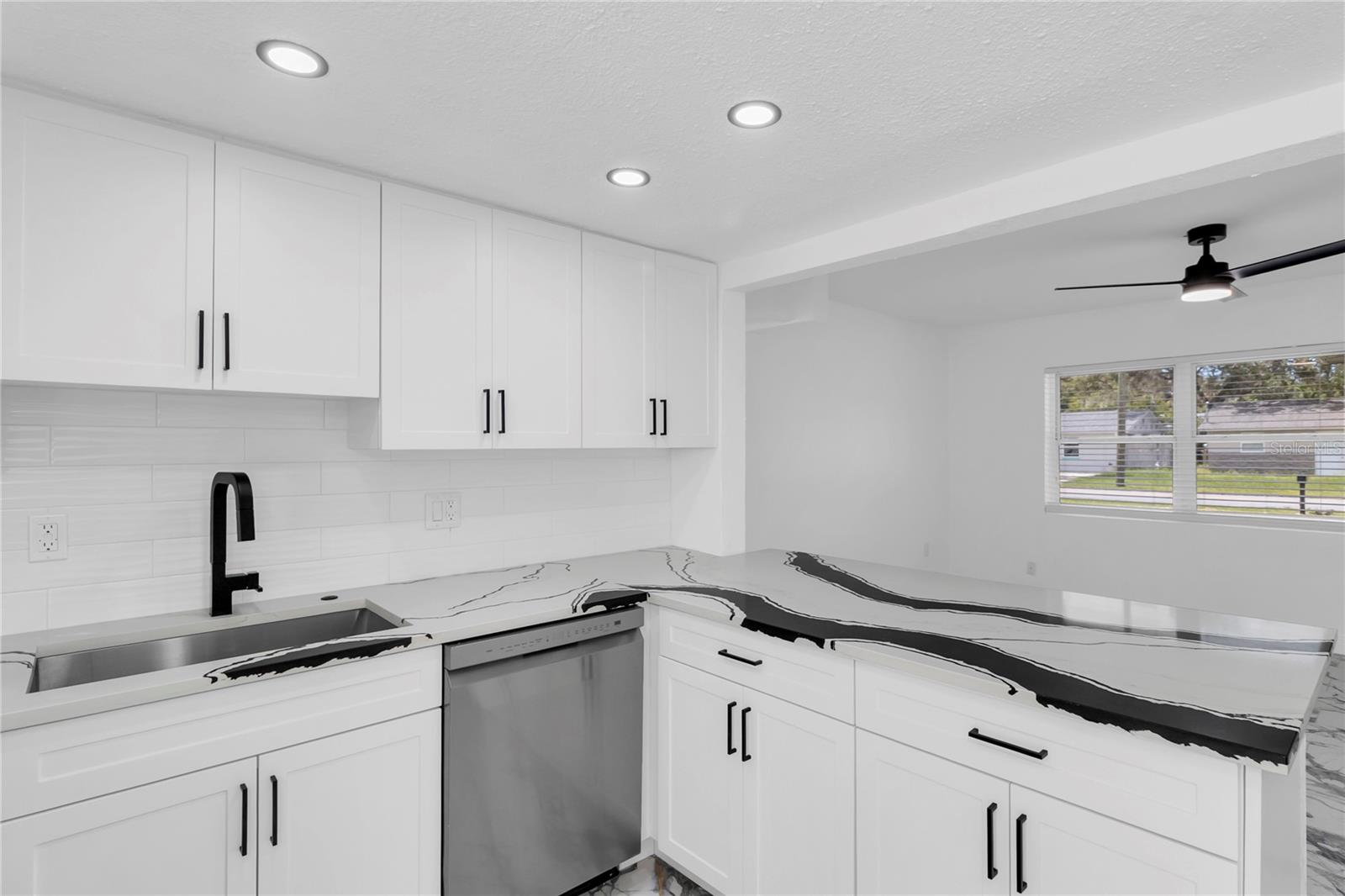 JASMIN ACRES - Residential Lease