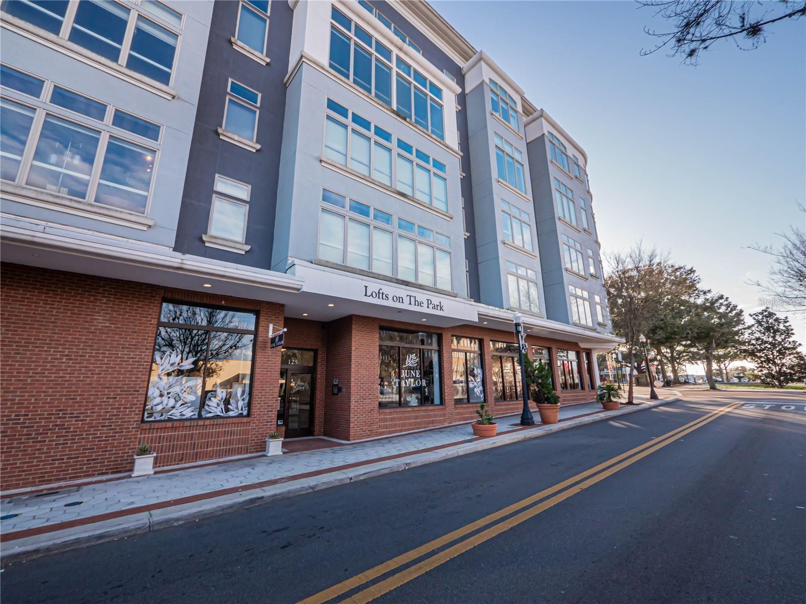 LOFTS ON THE PARK - Residential