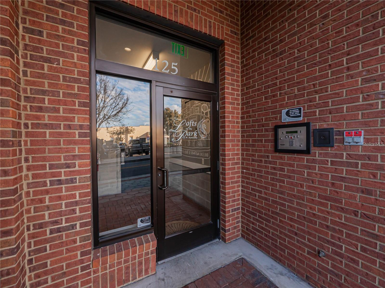 LOFTS ON THE PARK - Residential