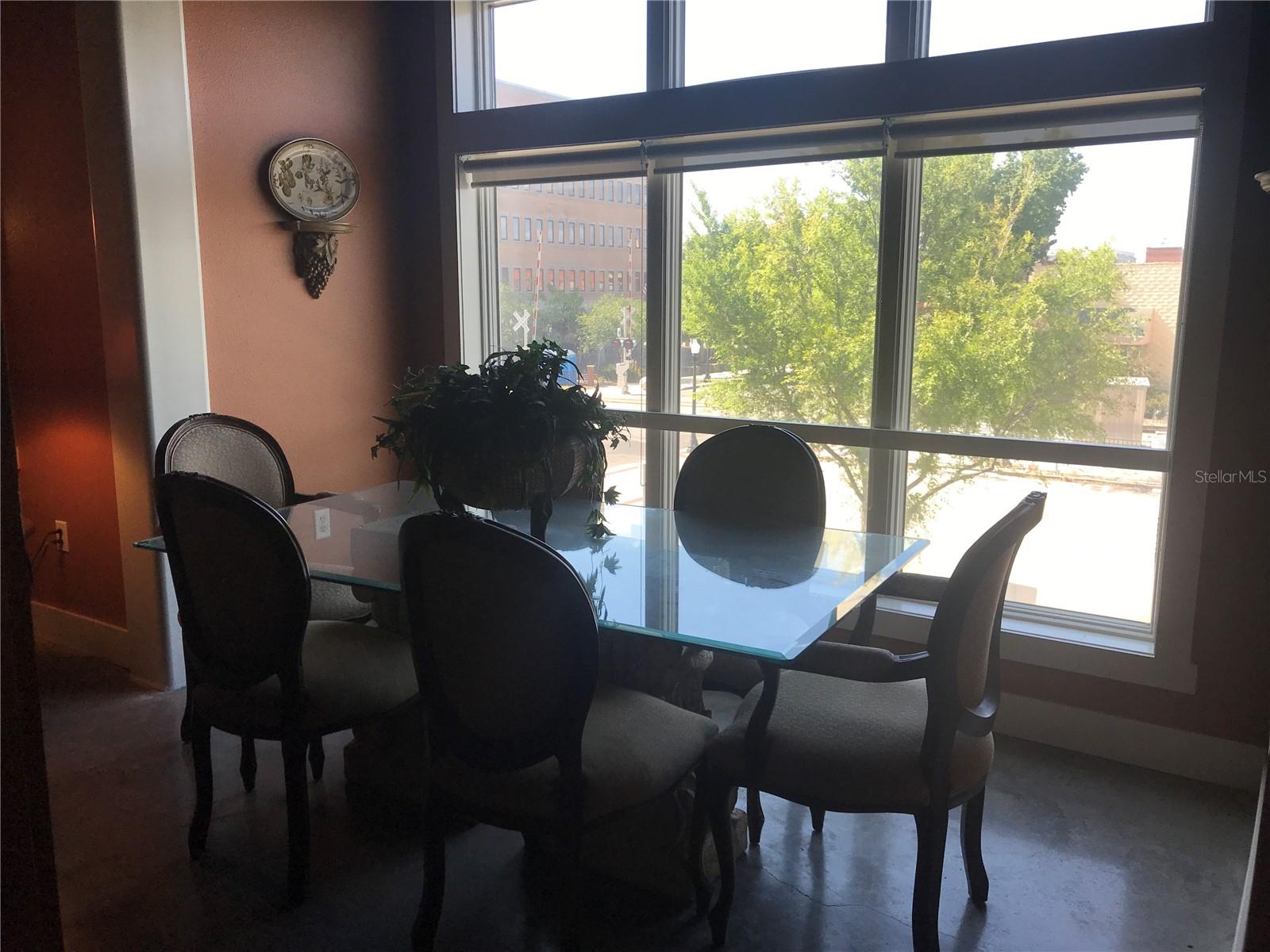 LOFTS ON THE PARK - Residential