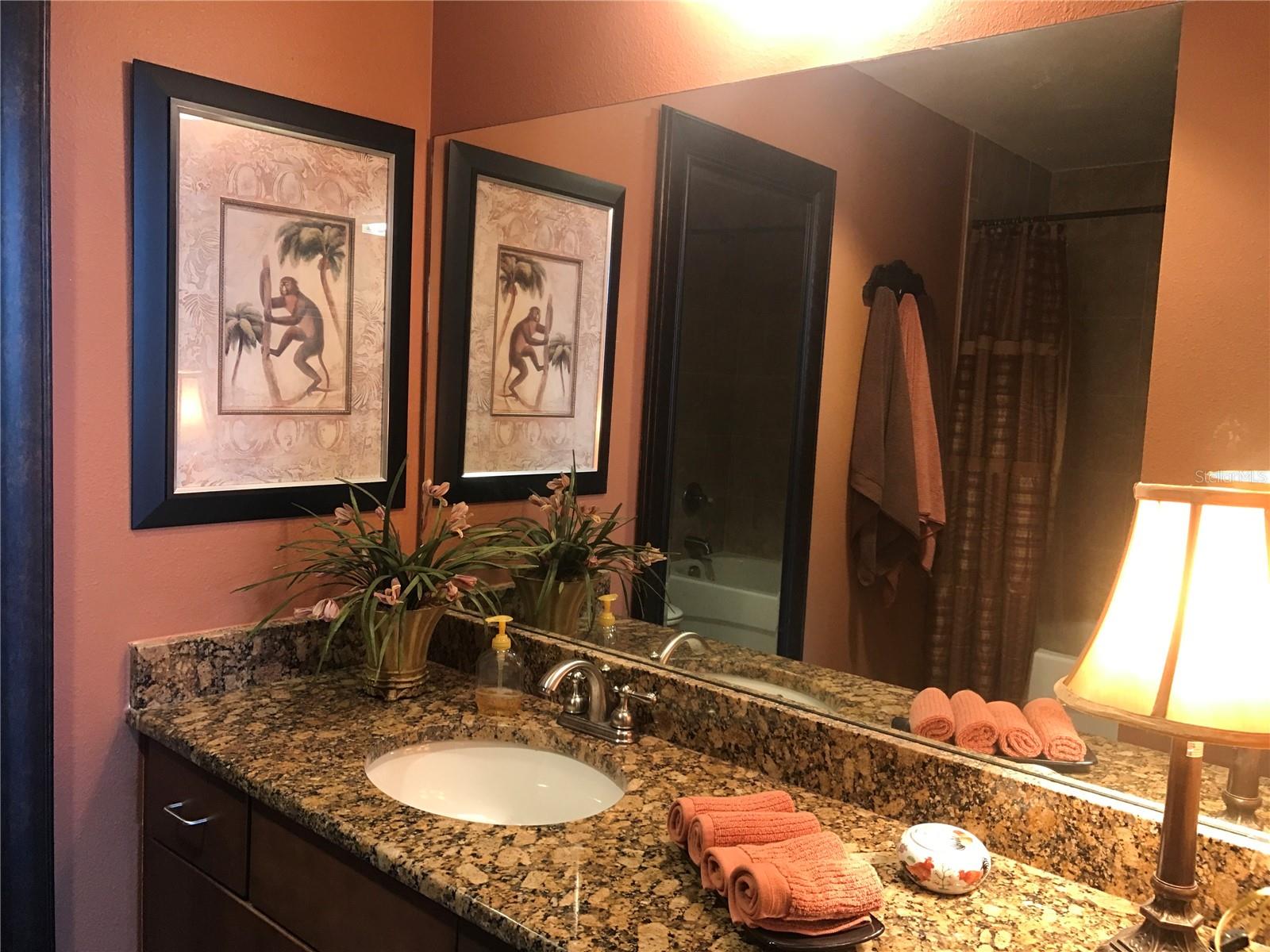 LOFTS ON THE PARK - Residential