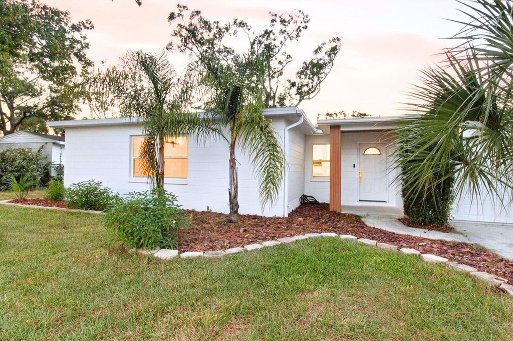 Photo of 11722 N Edison Avenue, Tampa, FL 33612 (MLS # O6351051)