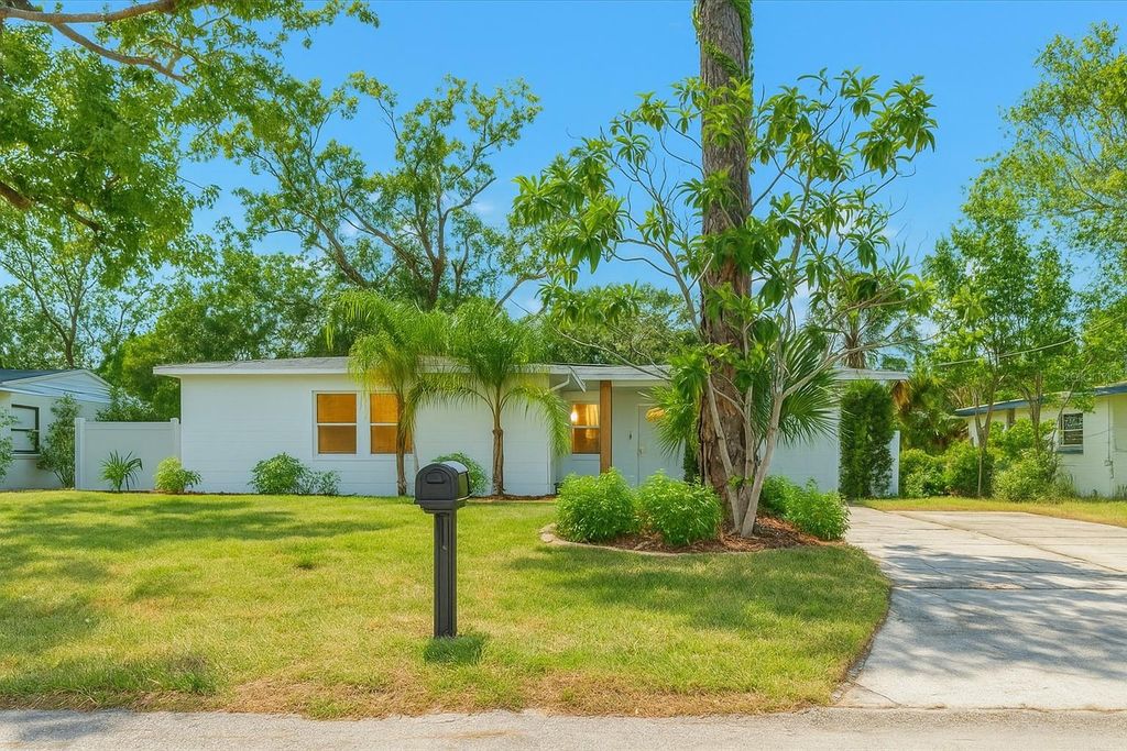 Photo of 11722 N Edison Avenue, Tampa, FL 33612 (MLS # O6351051)