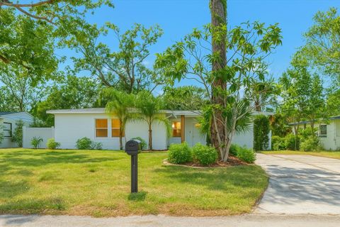 Photo of 11722 N Edison Avenue, Tampa, FL 33612 (MLS # O6351051)