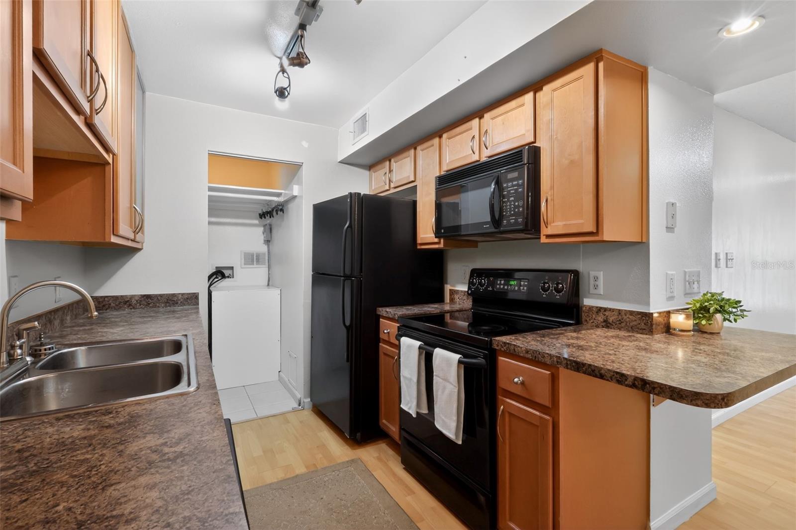 AUDUBON PLACE CITY CONDO - Residential