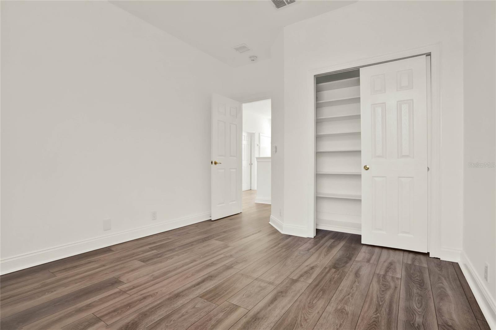 KEENES POINTE - Residential Lease