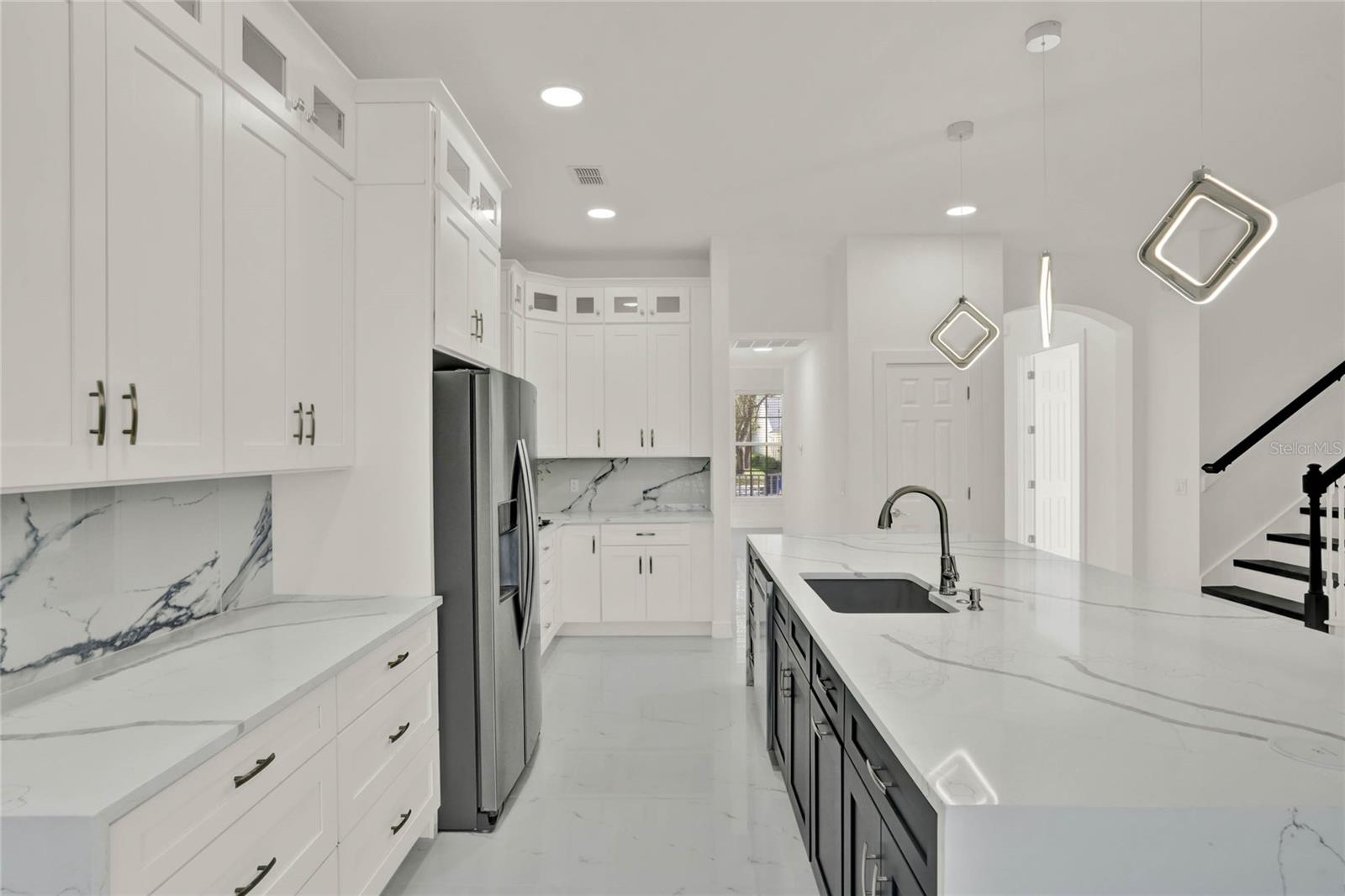 KEENES POINTE - Residential Lease