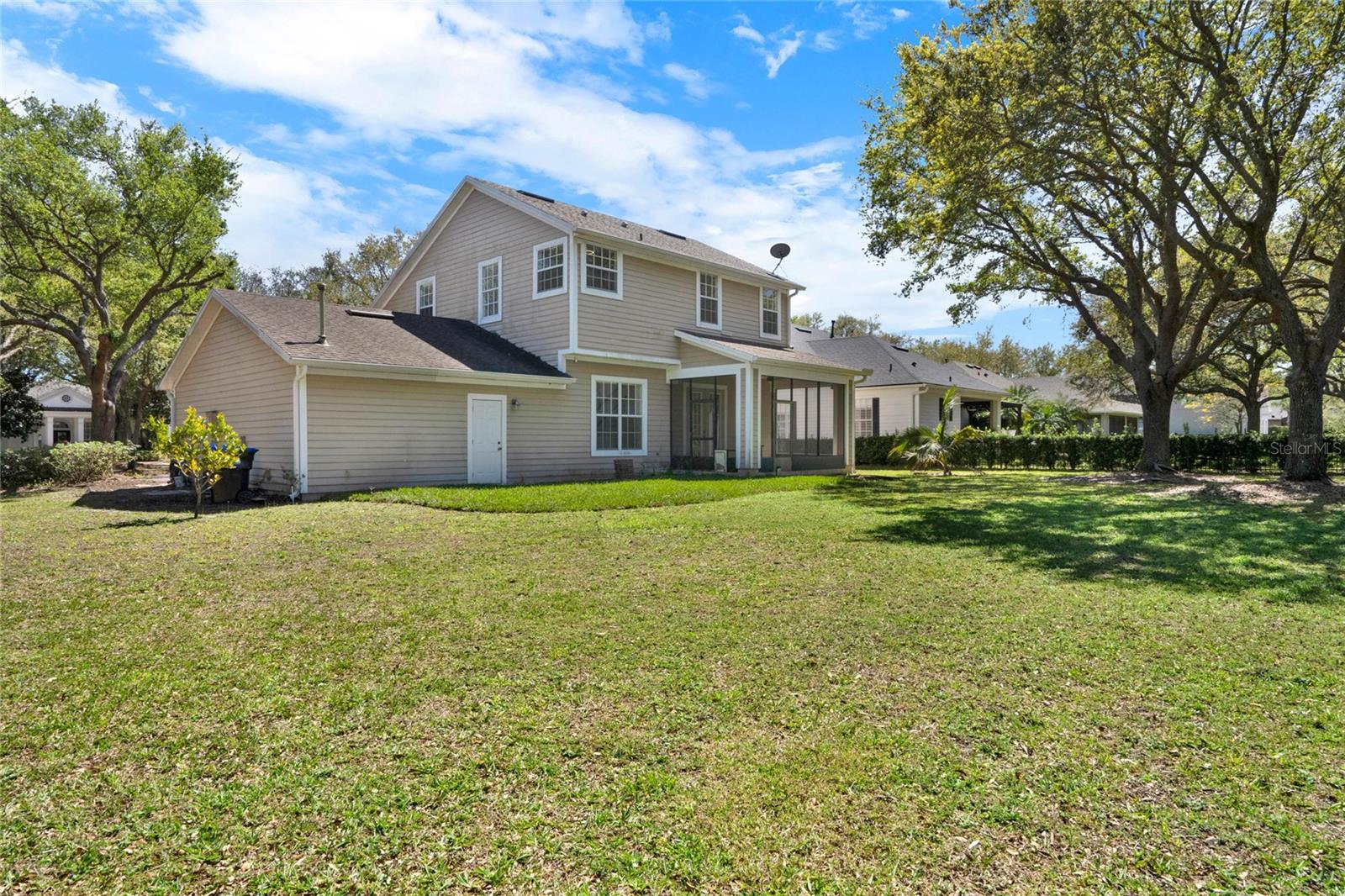 KEENES POINTE - Residential Lease