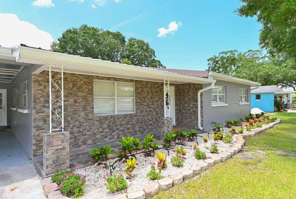 Photo of 4803 Wishart Boulevard, Tampa, FL 33603 (MLS # TB8470418)