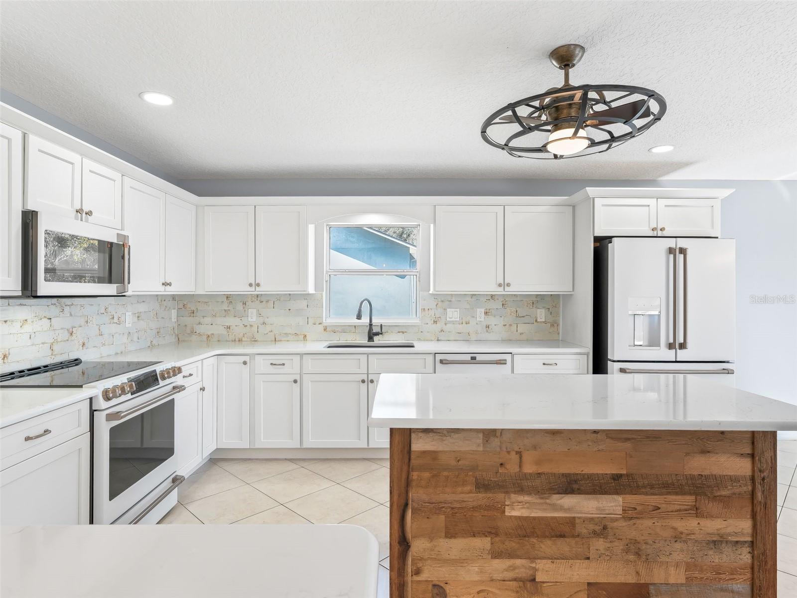 LAKE IDLEWILD - Residential