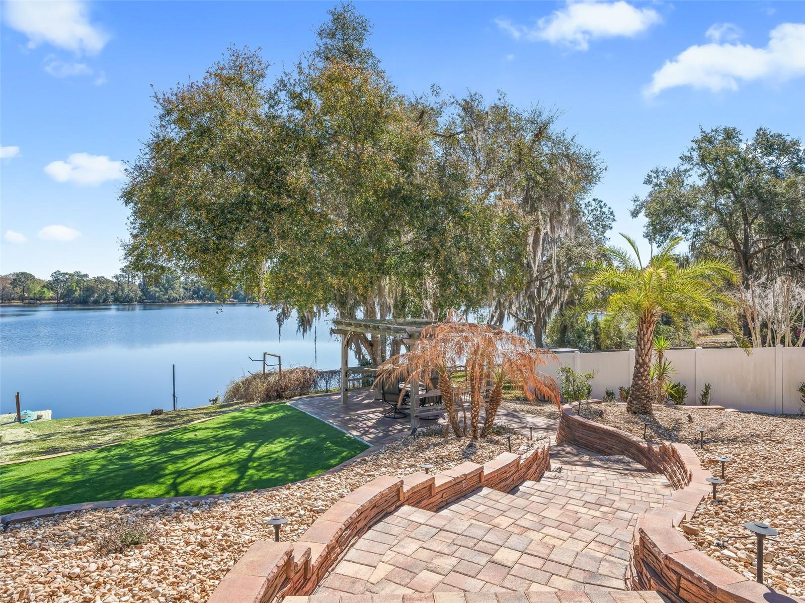 3924 WOODPECKER DRIVE