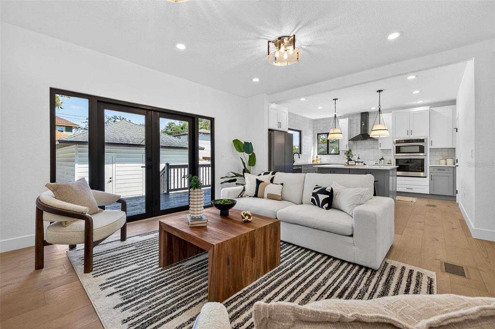 BARNARD ERASTUS A S REV SUB - Residential