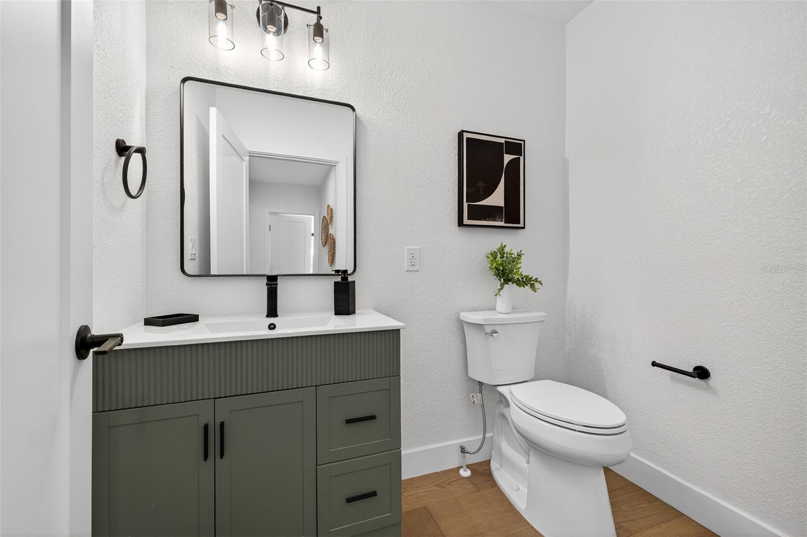 BARNARD ERASTUS A S REV SUB - Residential