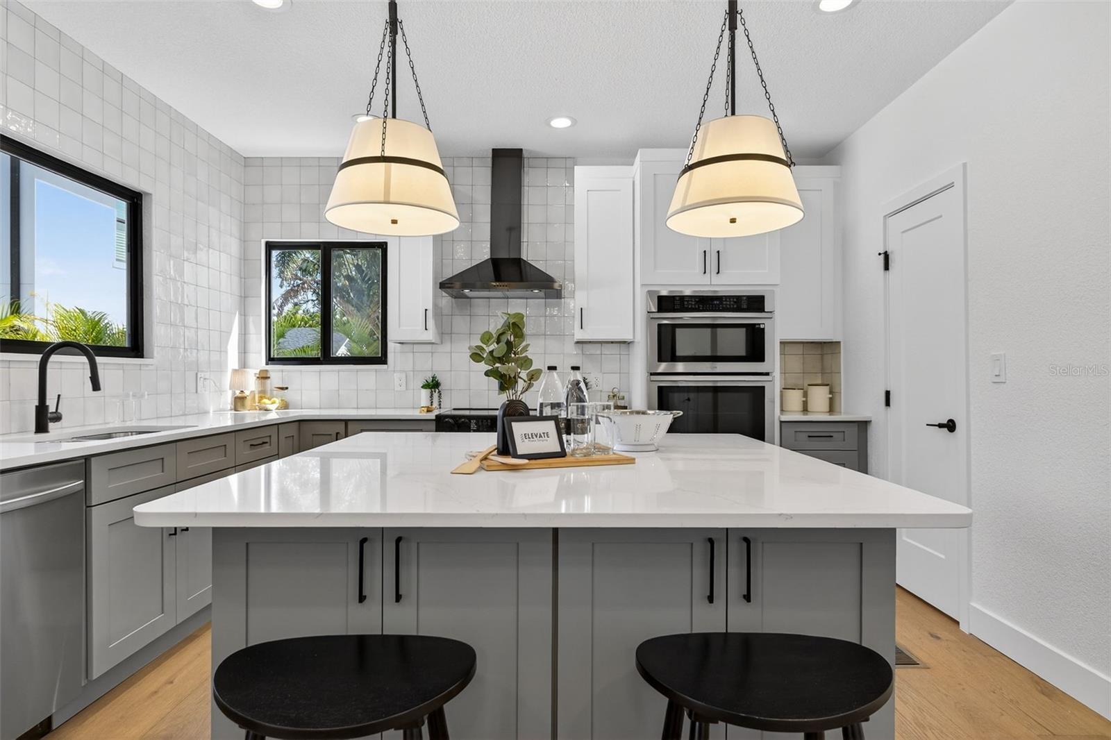 BARNARD ERASTUS A S REV SUB - Residential