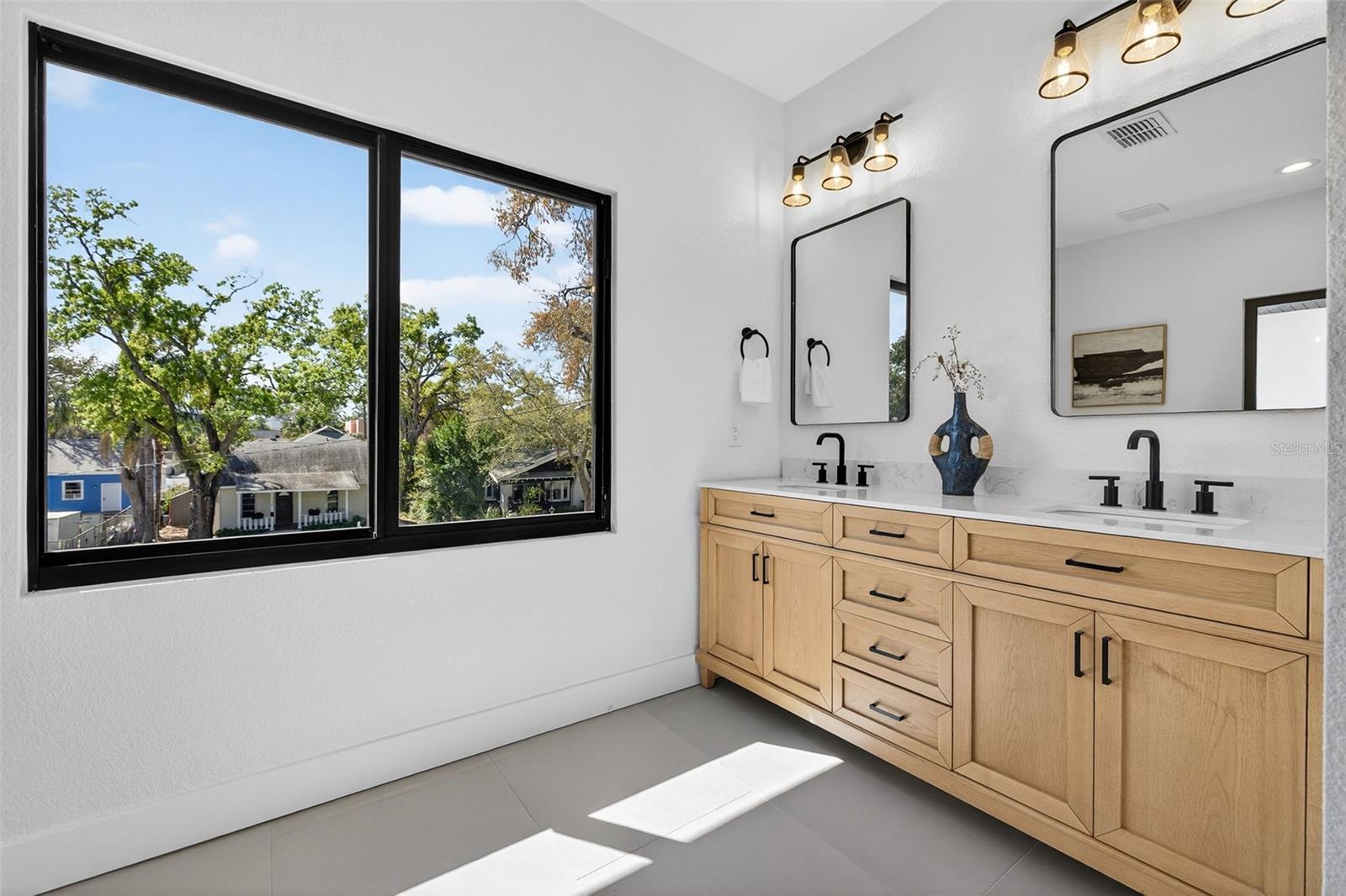 BARNARD ERASTUS A S REV SUB - Residential