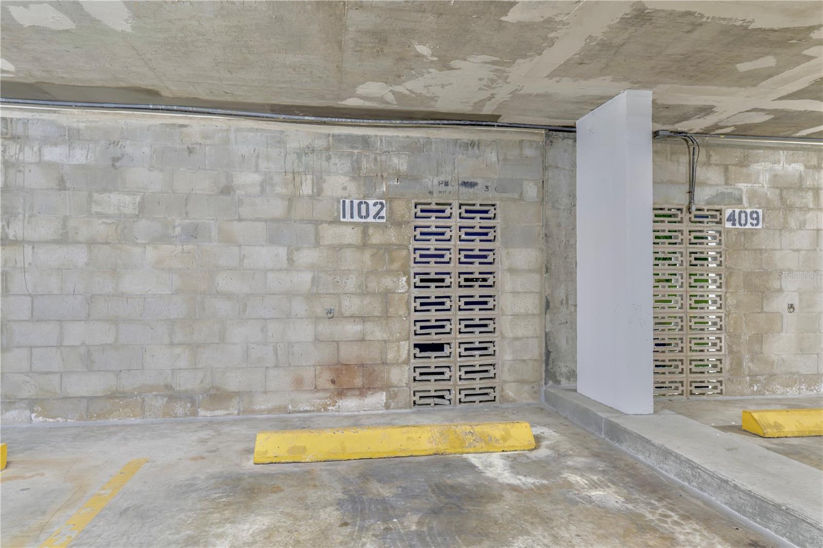 PIERCE 100 CONDO - Residential