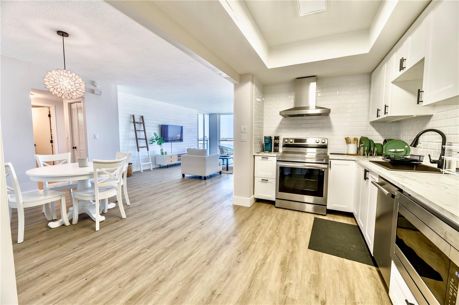 PIERCE 100 CONDO - Residential