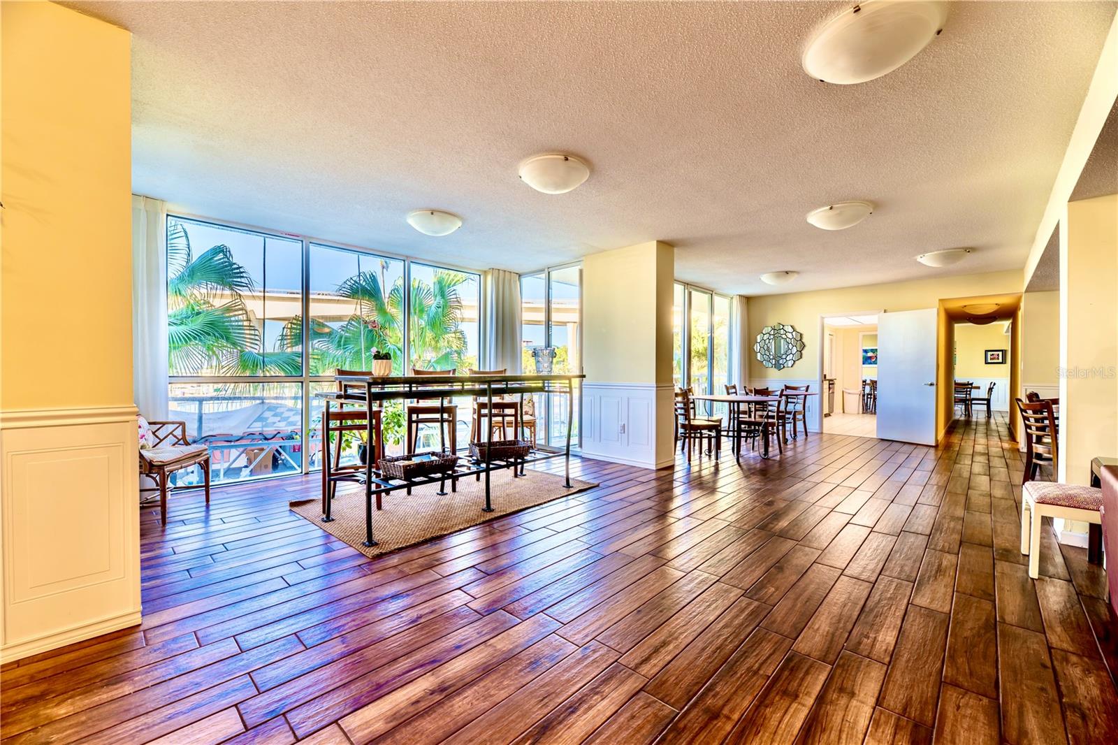 PIERCE 100 CONDO - Residential