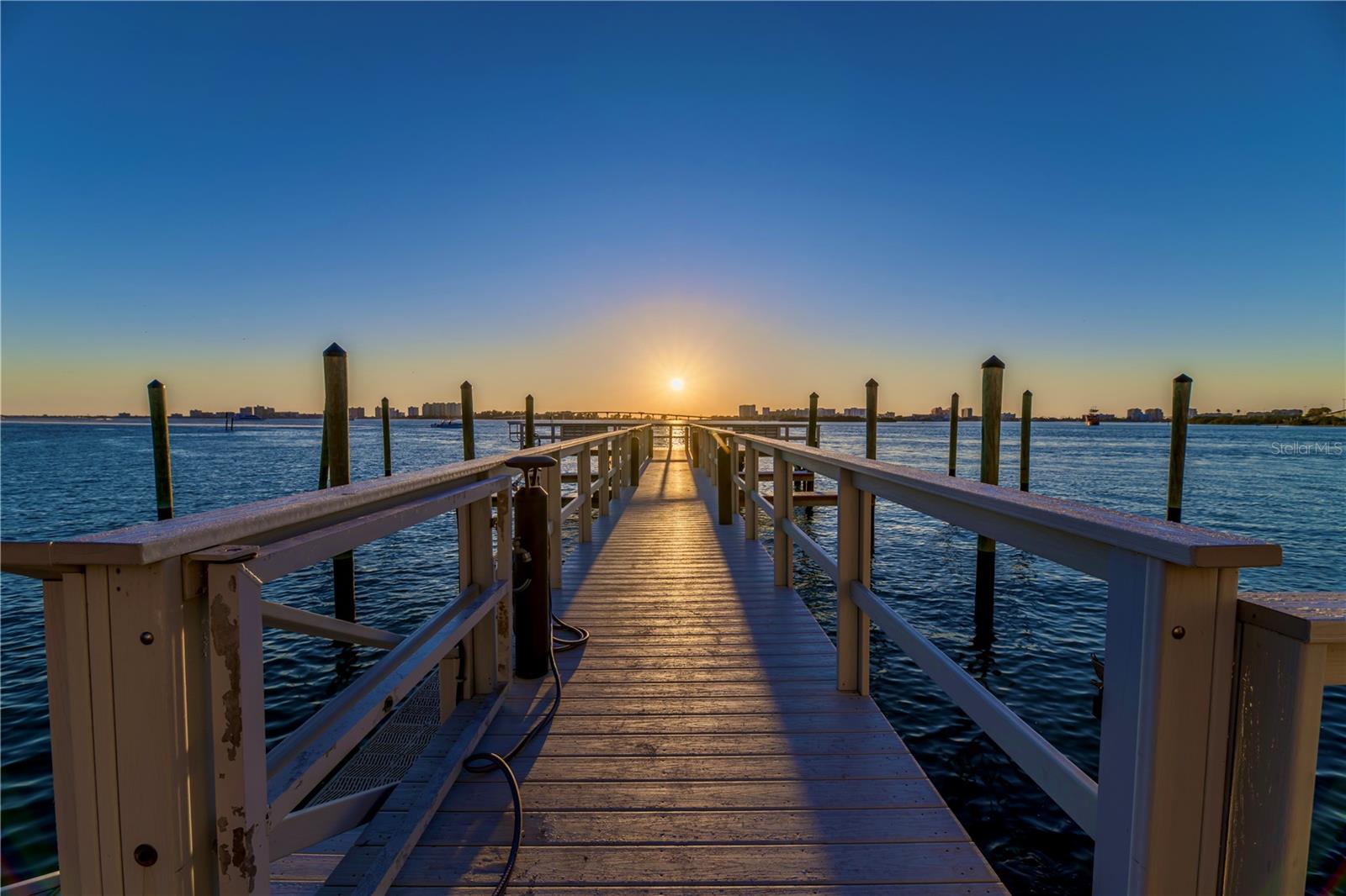 PIERCE 100 CONDO - Residential