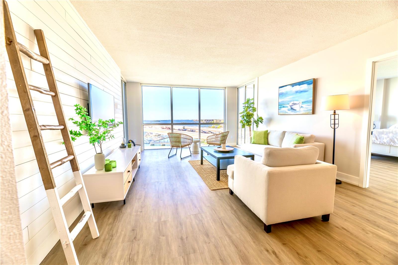 PIERCE 100 CONDO - Residential