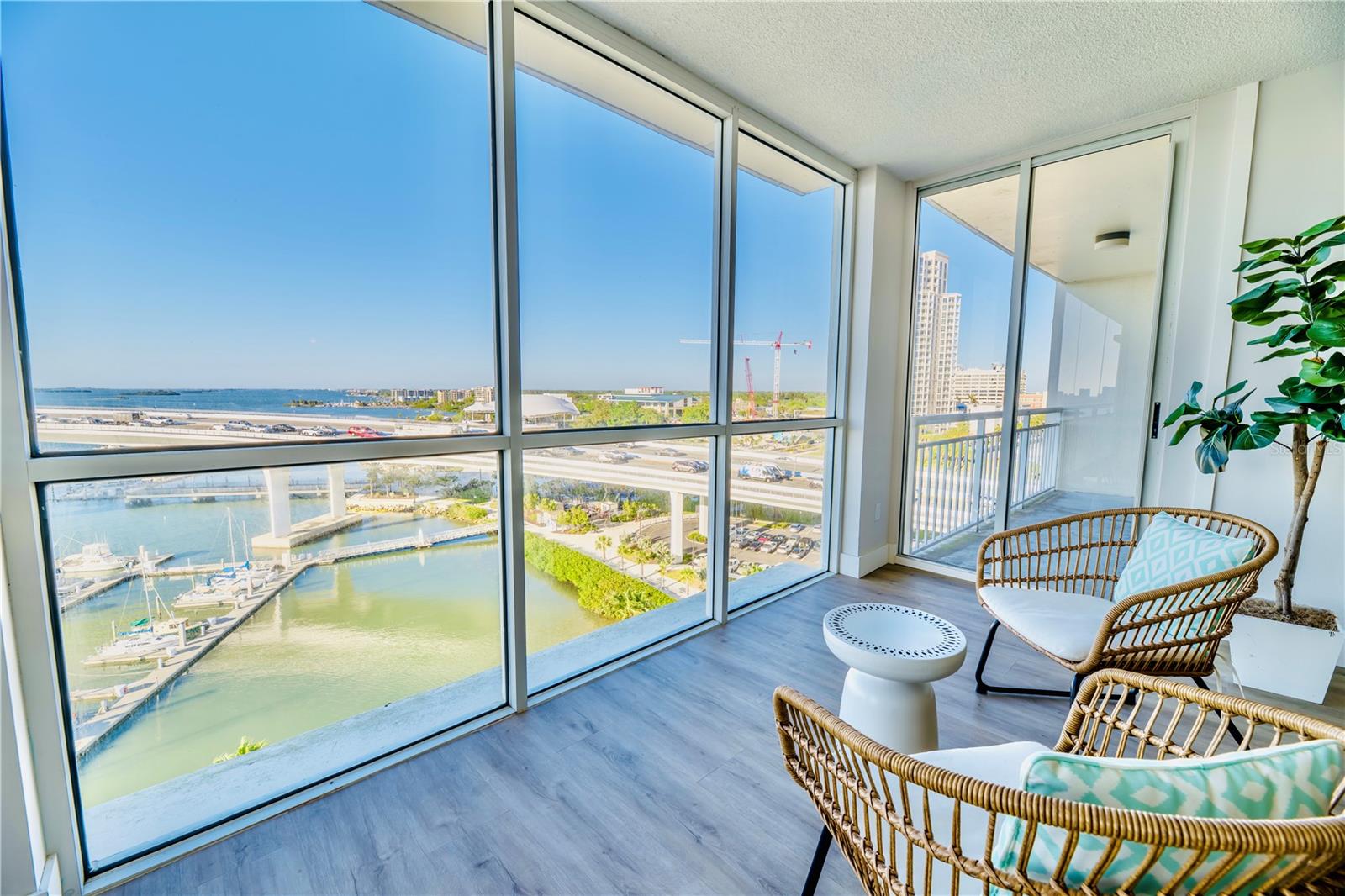 PIERCE 100 CONDO - Residential