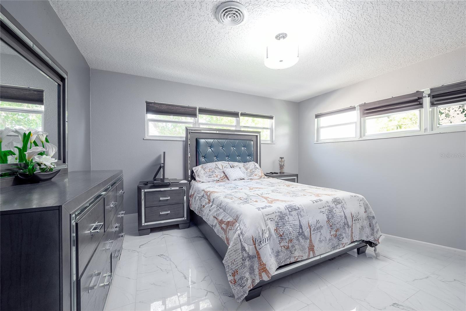 LAKE CONWAY ESTATES - Residential