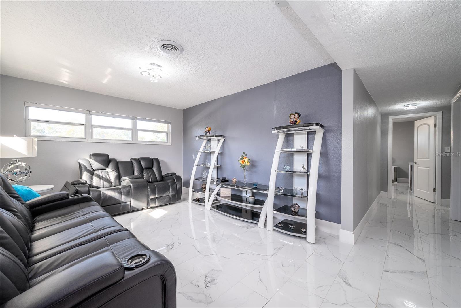 LAKE CONWAY ESTATES - Residential