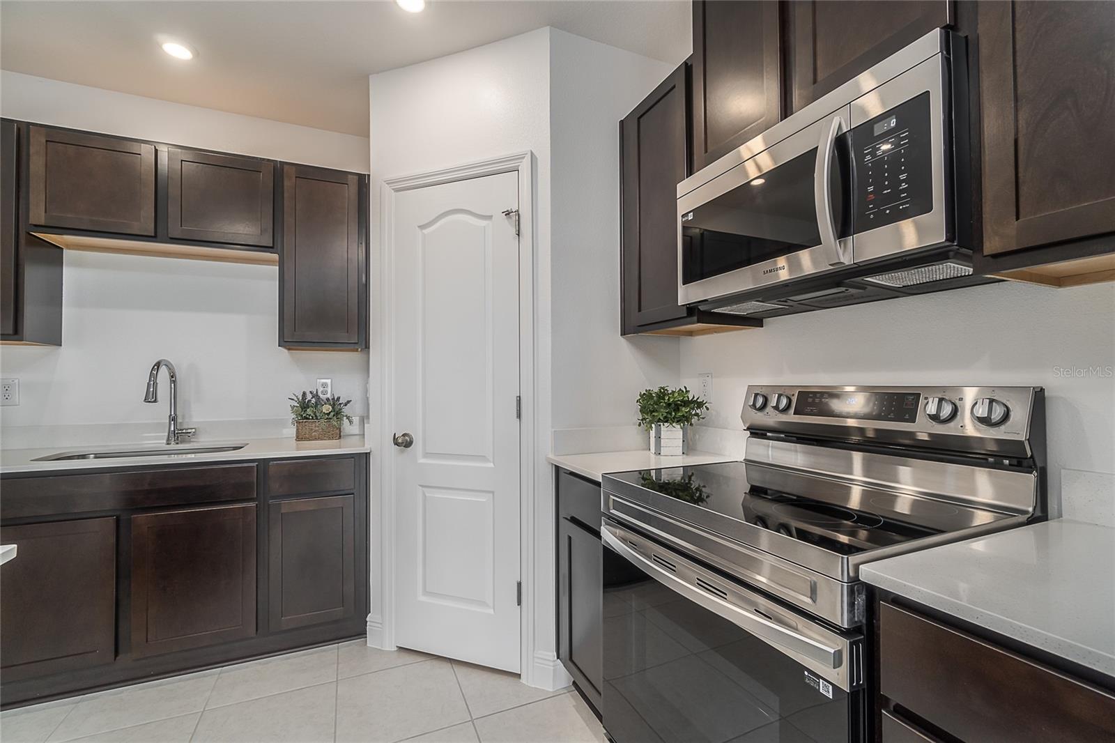 MIRADA PRCL 7 - Residential Lease