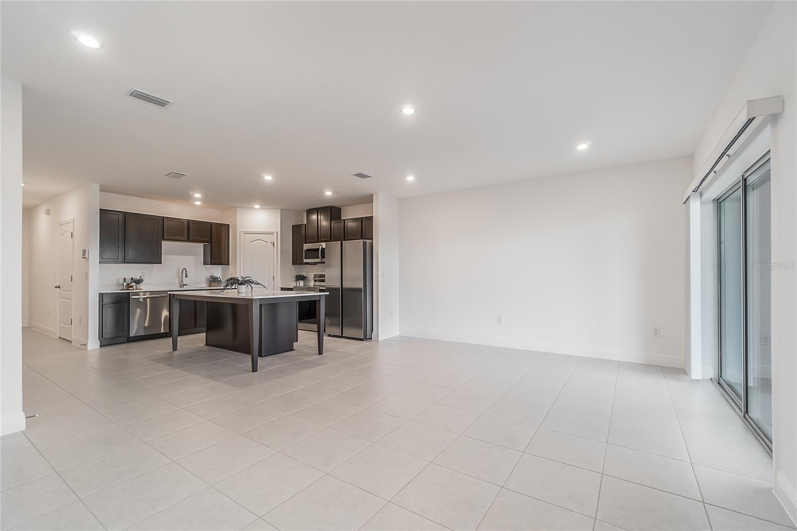 MIRADA PRCL 7 - Residential Lease