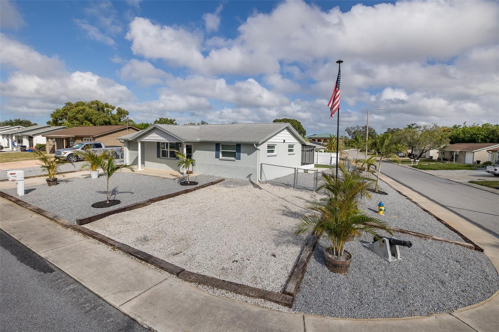 GULF HIGHLANDS - Residential
