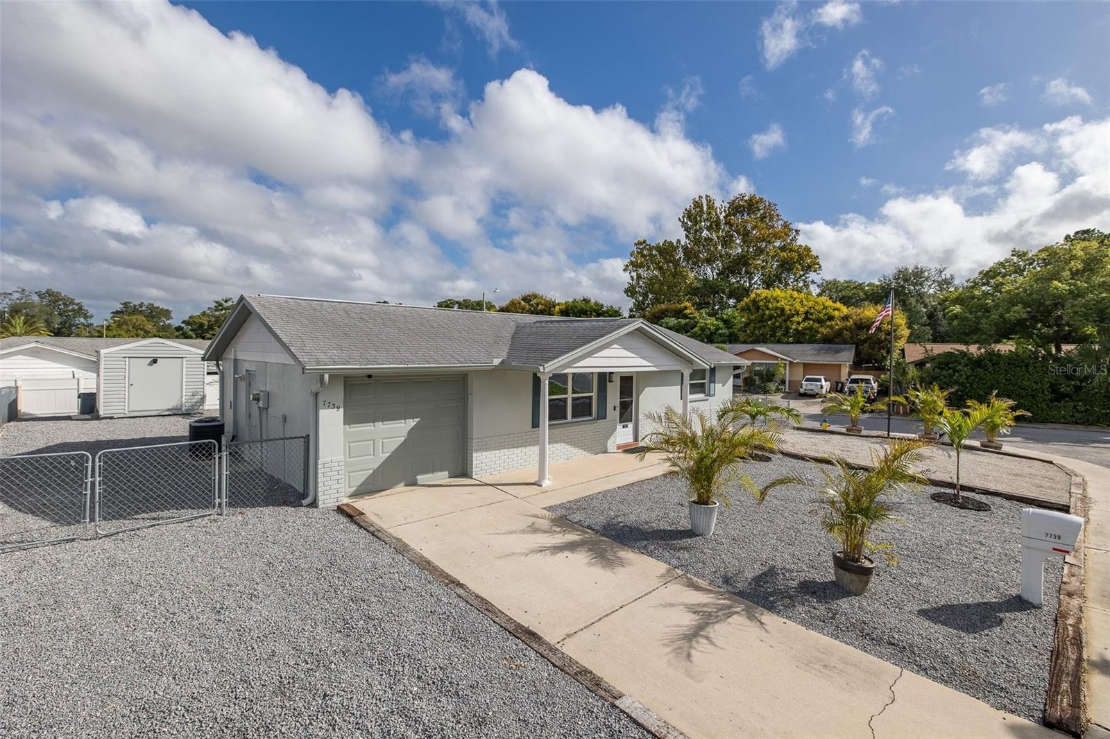 GULF HIGHLANDS - Residential