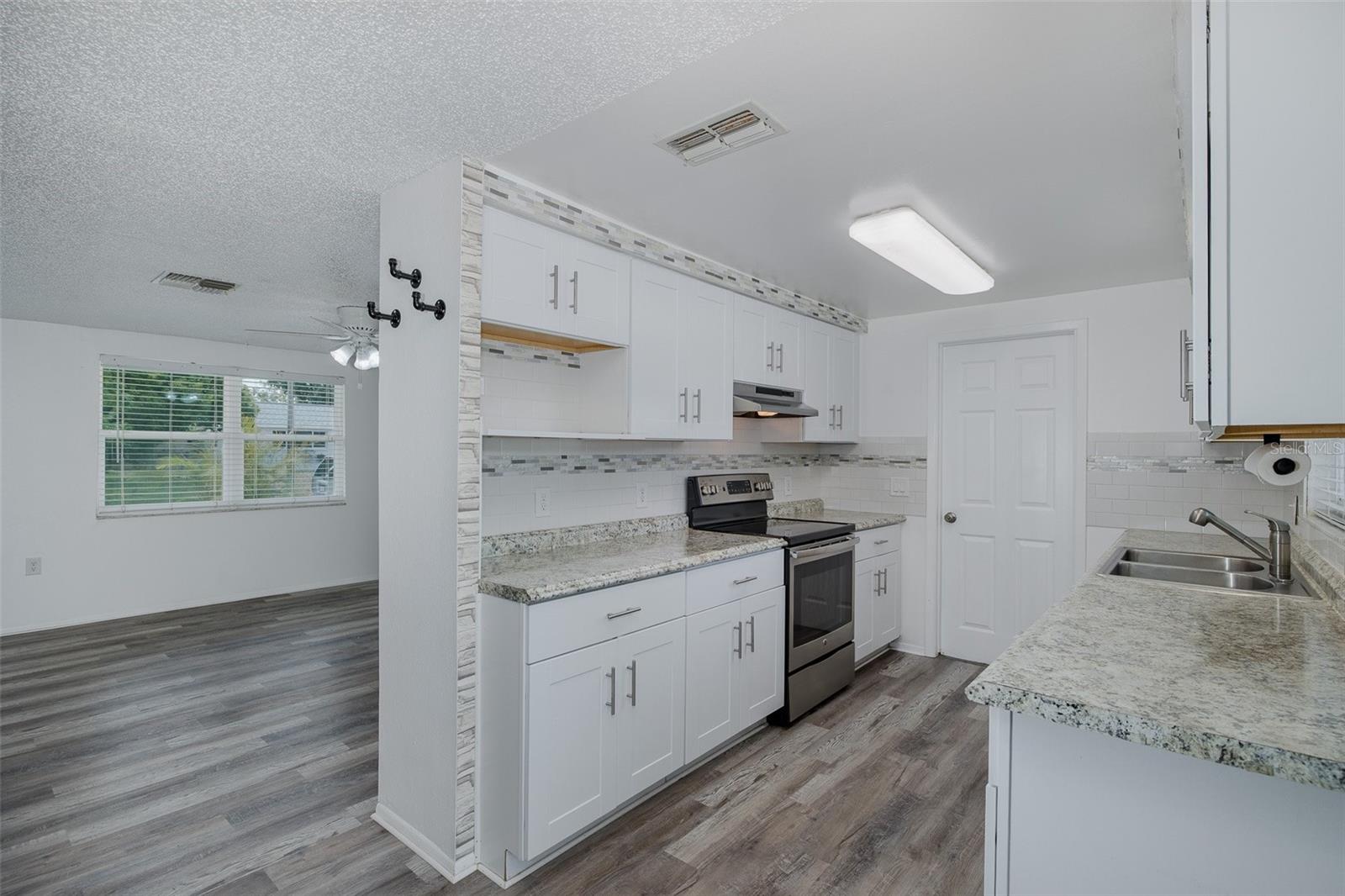 GULF HIGHLANDS - Residential