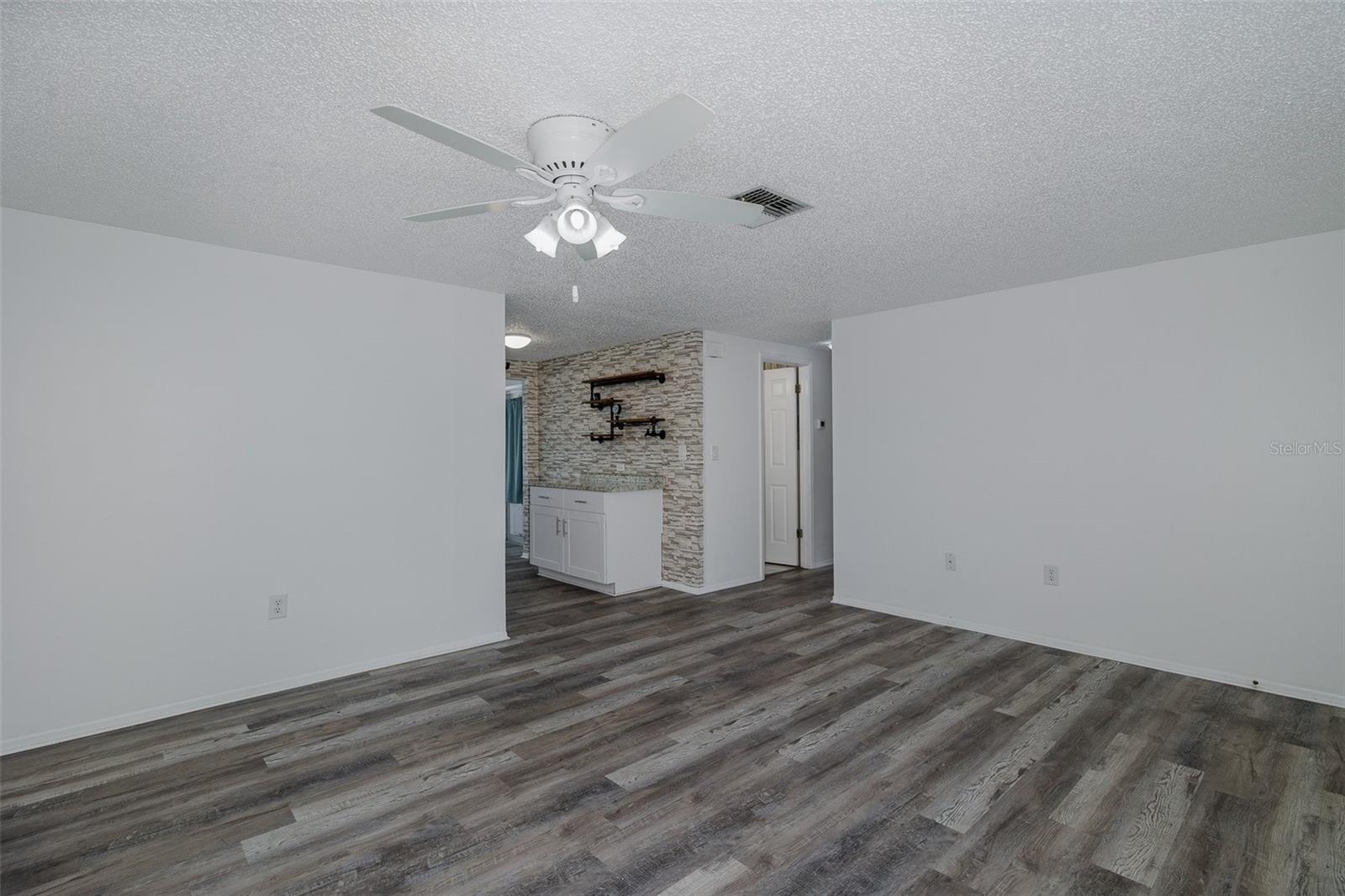 GULF HIGHLANDS - Residential