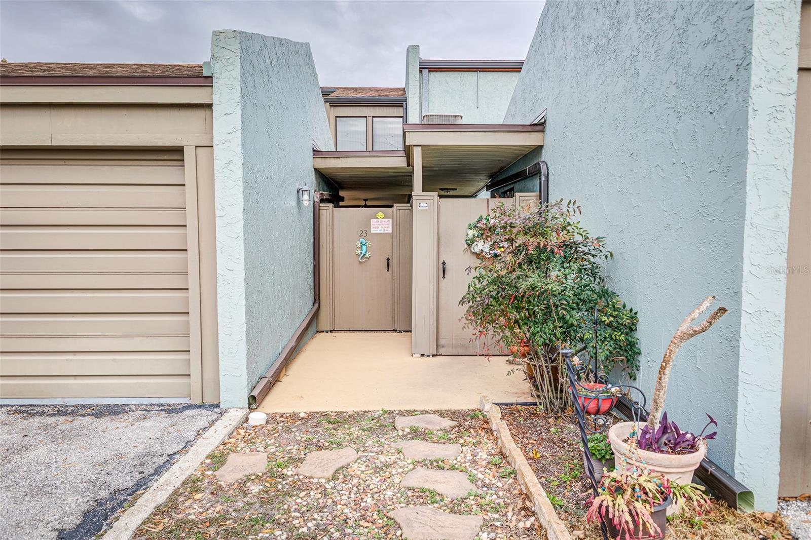 CASA DEL SOL CONDO VILLAGE PH 02 - Residential