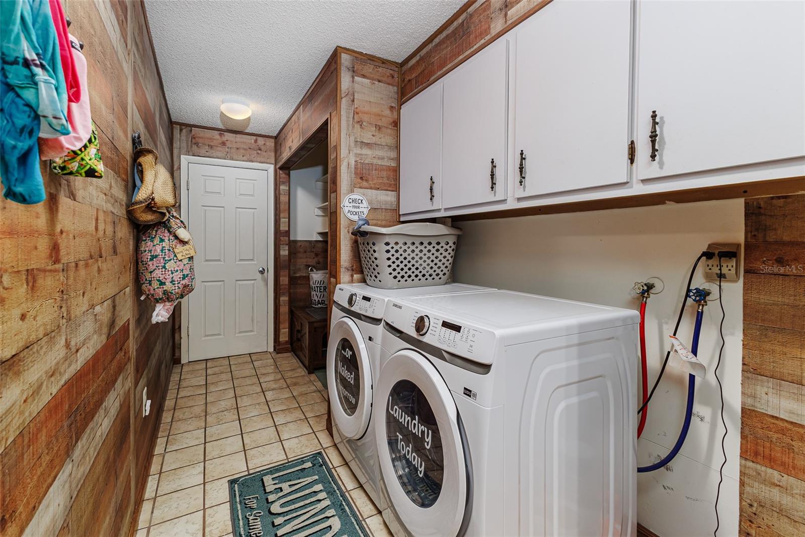 CASA DEL SOL CONDO VILLAGE PH 02 - Residential