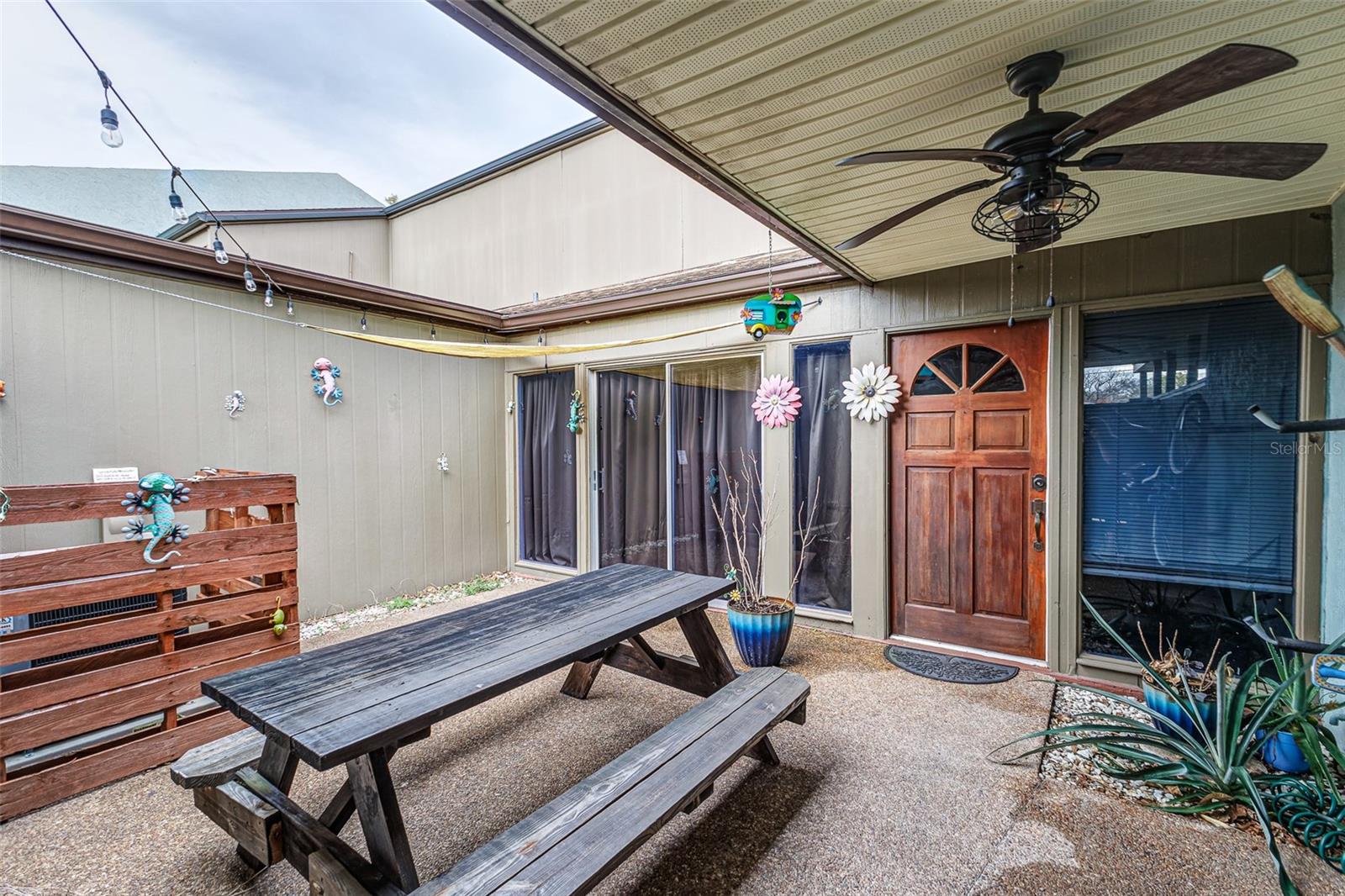 CASA DEL SOL CONDO VILLAGE PH 02 - Residential