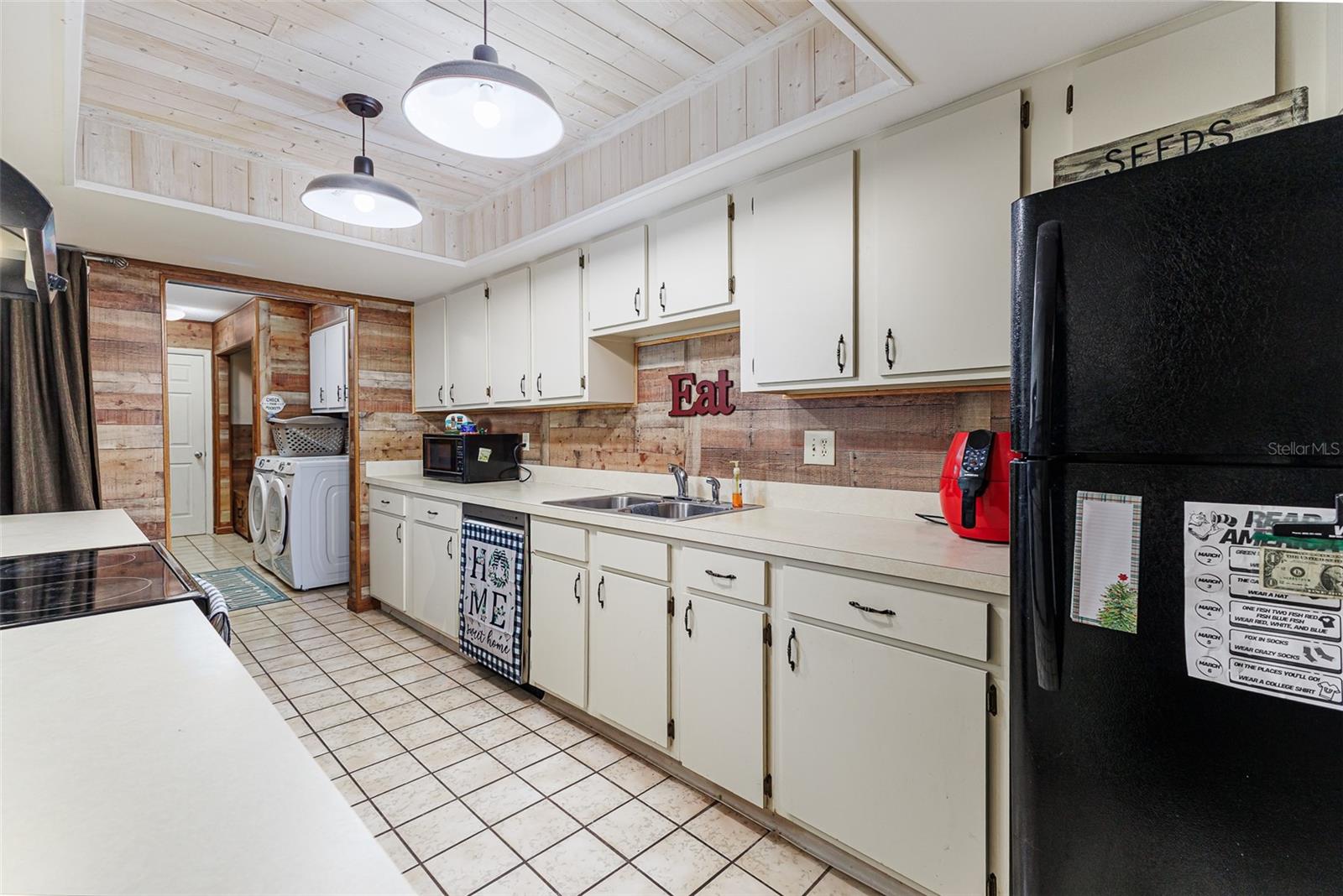 CASA DEL SOL CONDO VILLAGE PH 02 - Residential