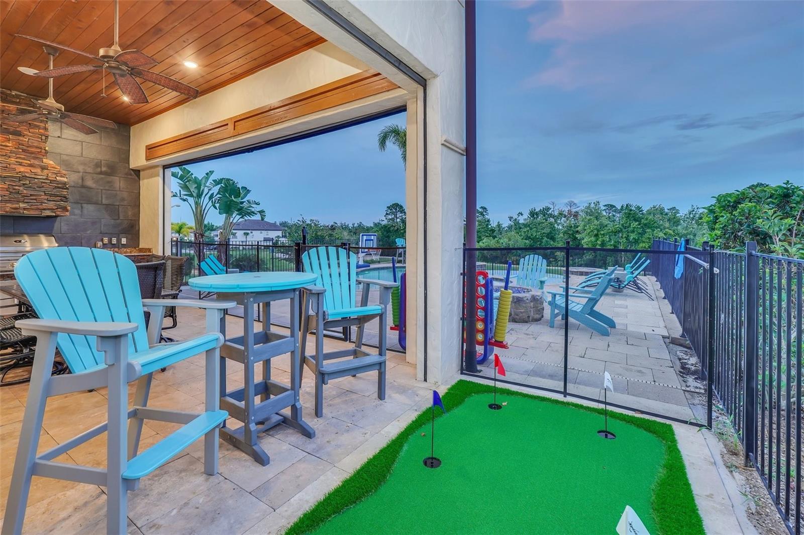 REUNION WEST VLGS NORTH - Residential