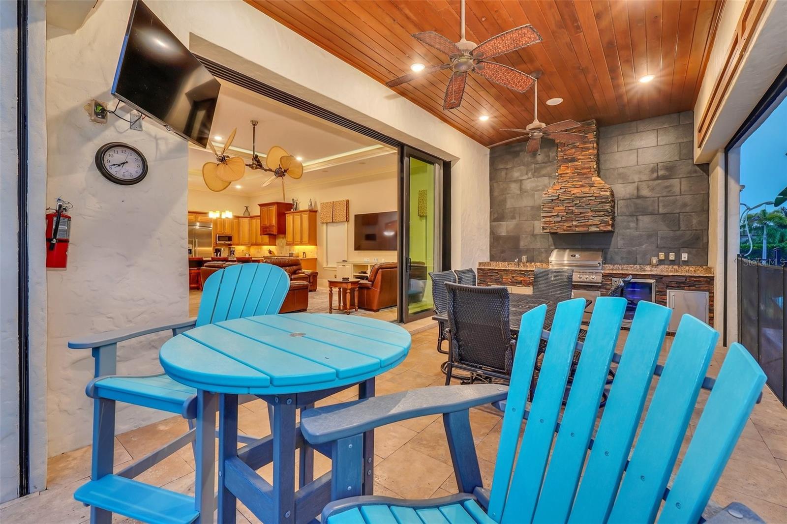 REUNION WEST VLGS NORTH - Residential