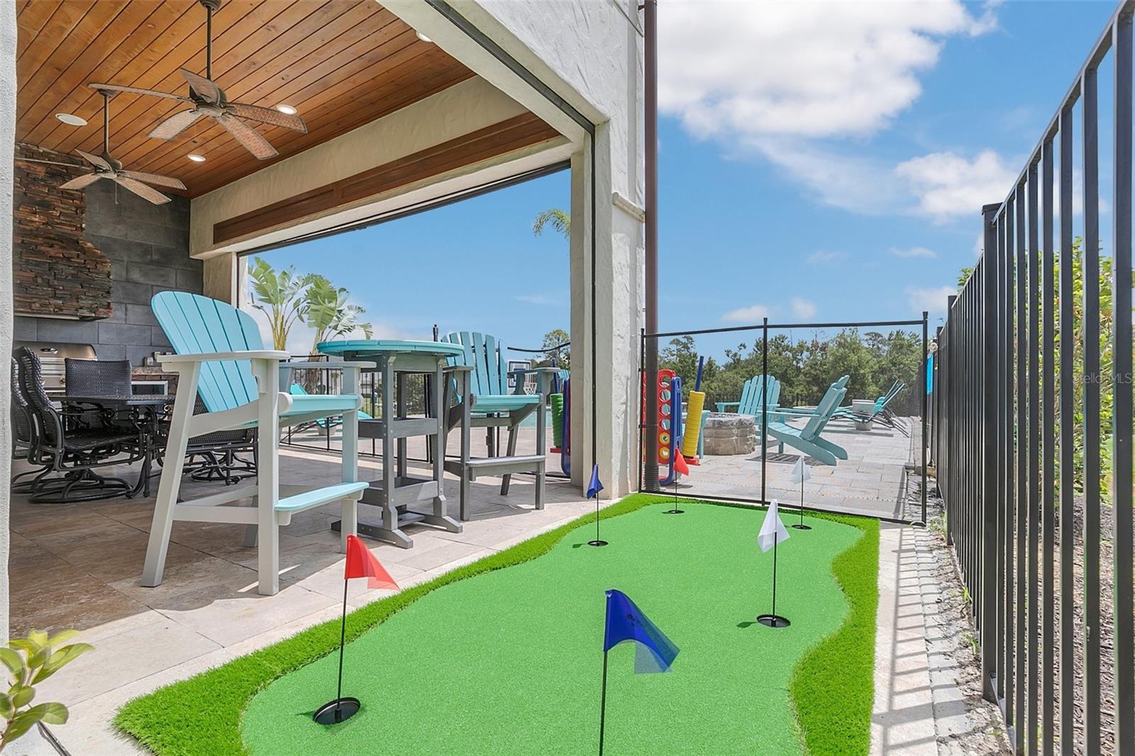 REUNION WEST VLGS NORTH - Residential