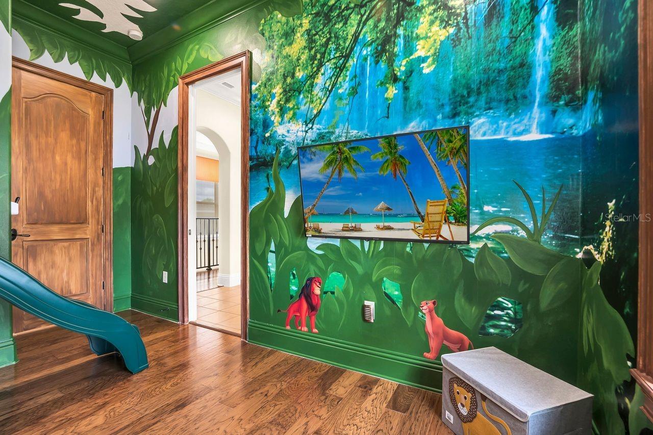 REUNION WEST VLGS NORTH - Residential