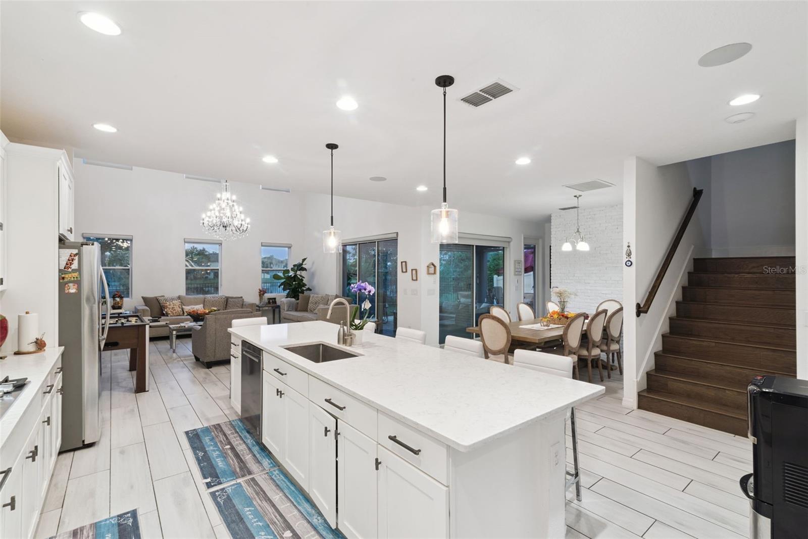 LATHAM PARK SOUTH - Residential