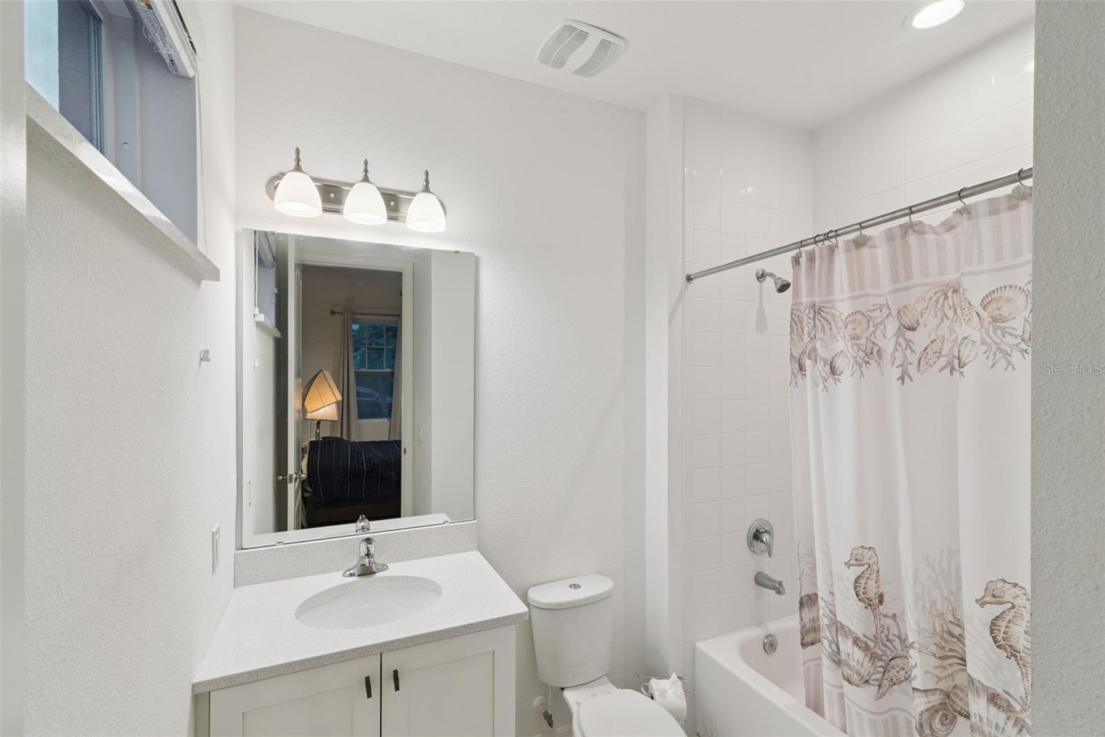 LATHAM PARK SOUTH - Residential